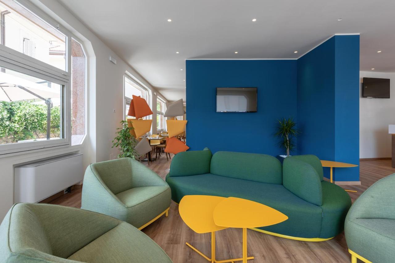 Hotel Riva Alassio Luaran gambar